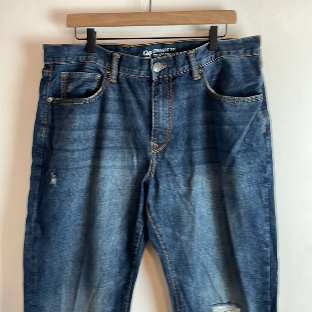 Gap Men’s Medium Wash Straight Fit Jeans 36W 30L
